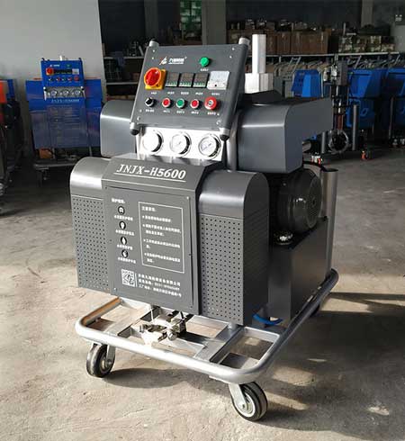 H5600聚脲施工設(shè)備